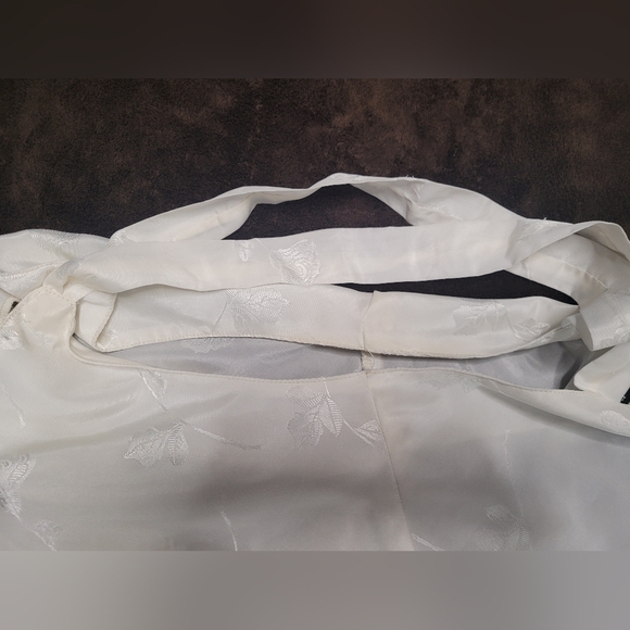 Nightgown - Picture 7 of 7